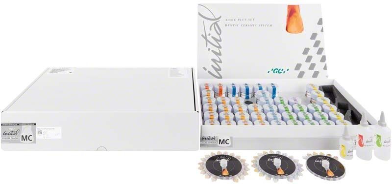 GC Initial MC Sets mit Pulver Opaque Basic Plus Set in geöffneter Verpackung.