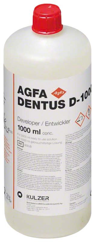 Agfa Dentus D-1000 Entwicklerkonzentrat-Flasche mit rotem Deckel.