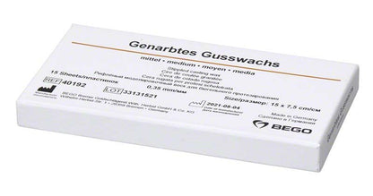 Genarbtes Gusswachs mittel 0,35mm von BEGO in weißer Verpackung.