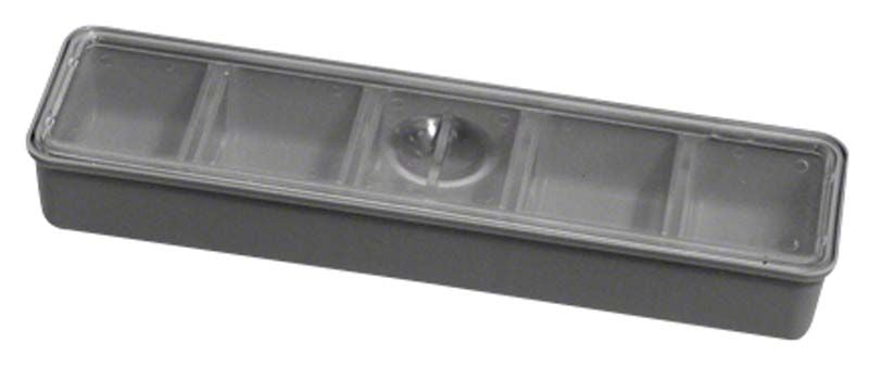 SIGNATURE SERIES Tub Container mit transparentem Deckel und fünf Fächern.