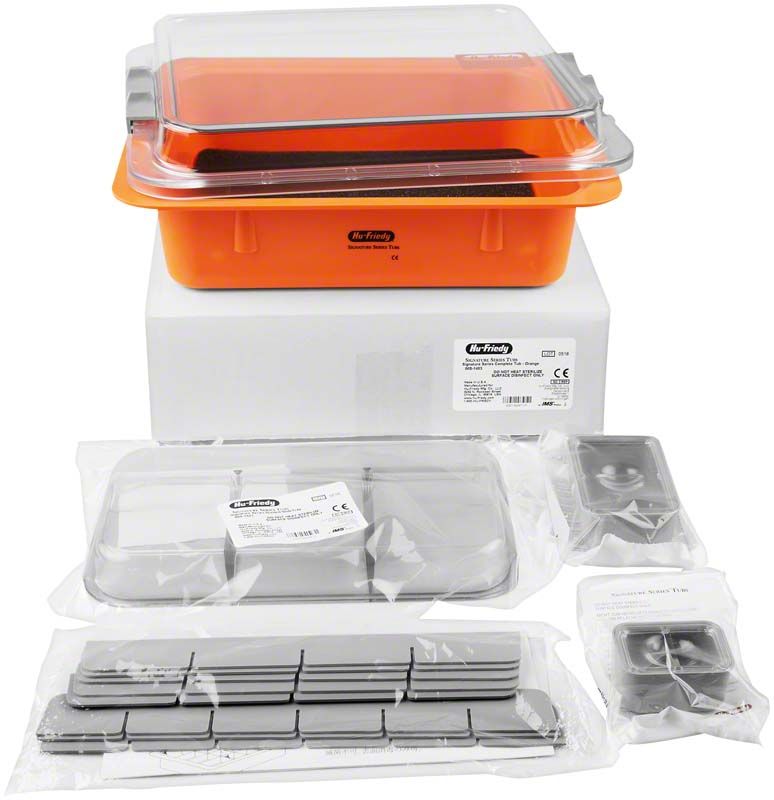 SIGNATURE SERIES Tub komplett Orange mit transparentem Deckel und medizinischen Zubehörteilen.