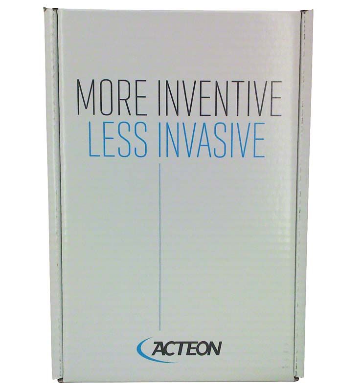 Verpackung der Mini LED™ Ortho II mit Slogan "More Inventive Less Invasive".