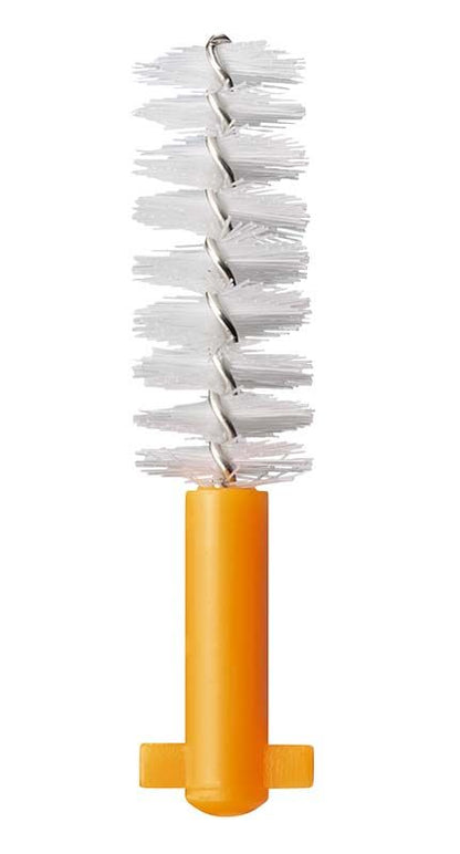 Interdentalbürste CURAPROX CPS regular orange mit flexiblen Borsten.