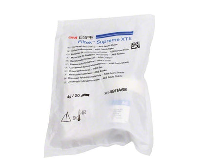 Filtek™ Supreme XTE Body Kapseln A6B in transparenter Kunststoffverpackung mit Etikett.