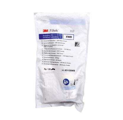 Filtek™ Supreme XTE Body Kapseln XWB in versiegelter Kunststoffverpackung mit Etikett.