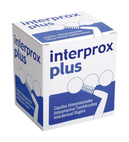 interprox® plus Box super micro mit Zahnbürstenabbildung und Produktnamen auf der Verpackung