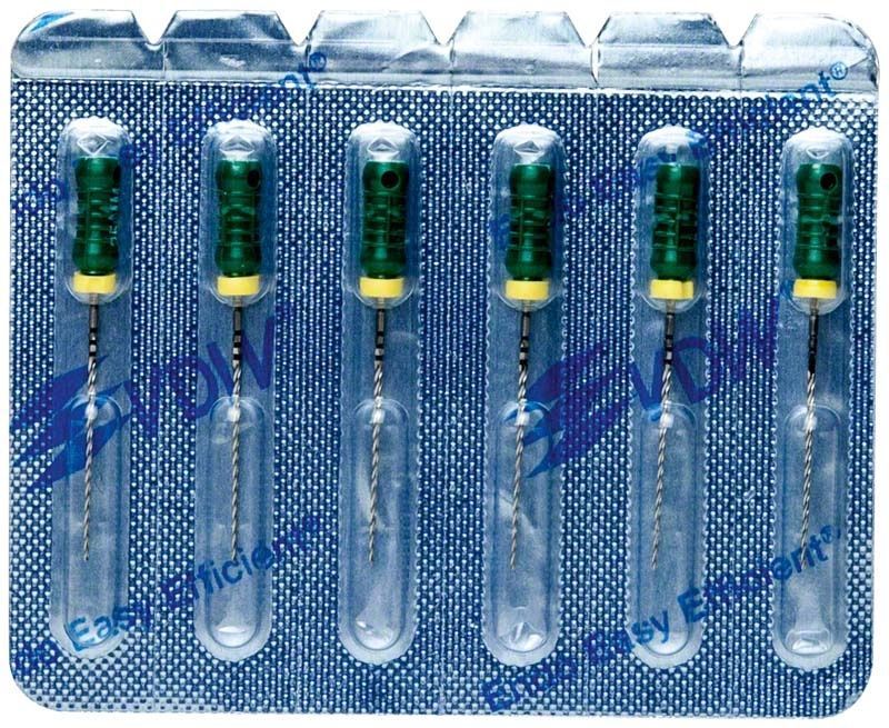 Blisterverpackung mit sechs K-Bohrern 25mm Gr. 035 von VDW.