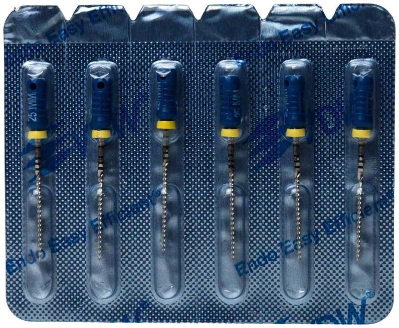 Blisterpackung mit sechs K-Feilen 25mm Gr. 060 für Endodontie.