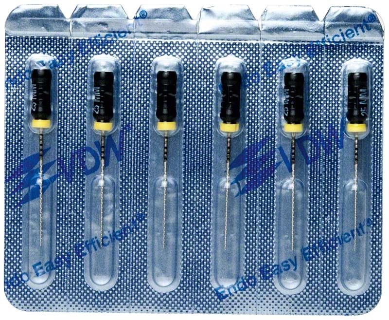 Sterile VDW Hedström Feilen 25mm Gr. 40 in Blisterverpackung.