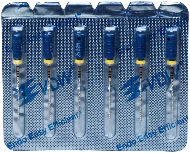 Sterile VDW Hedström Feilen 25mm Gr. 60 in Blisterverpackung.