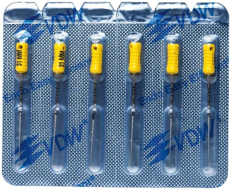 K-Feilen 31mm Gr. 020 in Blisterverpackung mit gelben Griffen.