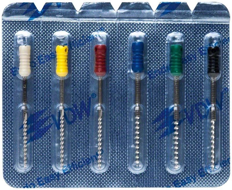 K-Feilen 31mm von VDW in Blisterverpackung mit farbcodierten Griffen.