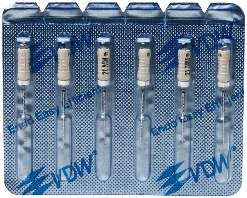 Sterile Hedström Feilen 21mm Gr. 90-110 in Blisterverpackung.