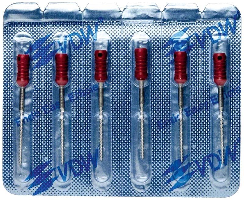 Sterile Hedström Feilen 25mm mit Silikon-Stoppern im Blisterpack.