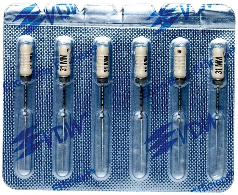 Sterile VDW Hedströmfeilen 31mm Gr. 15 in Blisterverpackung.