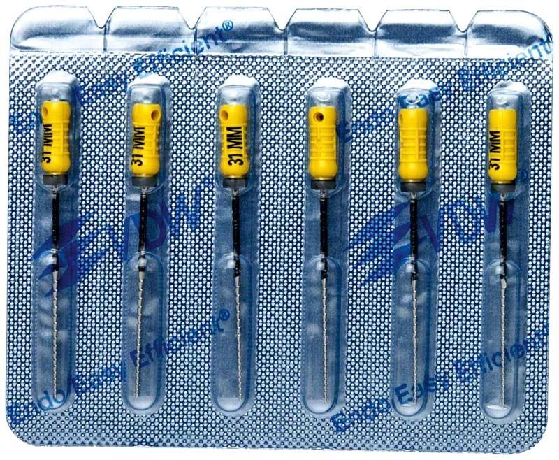 Sterile VDW Hedström Feilen 31mm Gr. 50 in Blisterverpackung.