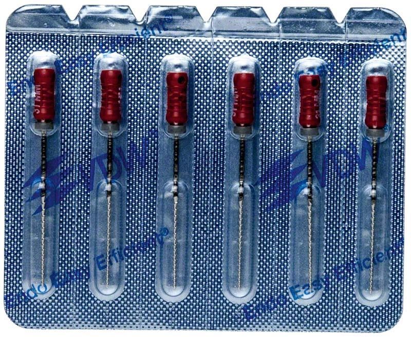 Sterile VDW®STERILE Hedström Feilen 31mm Gr. 55 in Blisterverpackung.