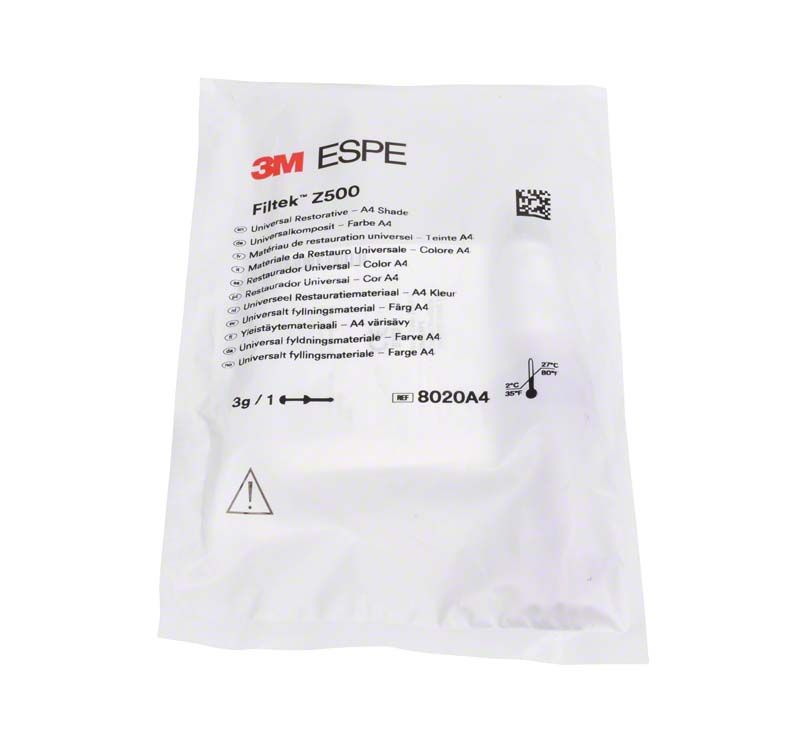 3M Filtek Z500 Spritze A4 in weißer Verpackung mit Produktinformationen.