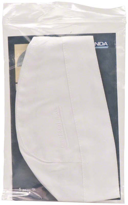 Weiße Monoart Bandana Kopfhaube in Verpackung.