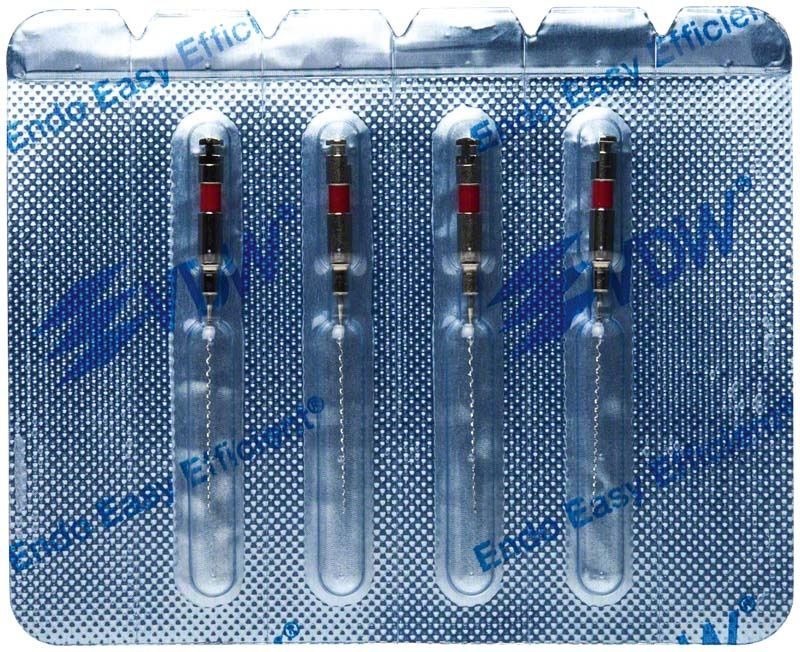 Wurzelfüller 21mm Gr. 025 im Blisterpack mit Metallschaft und ISO-Farbcode.