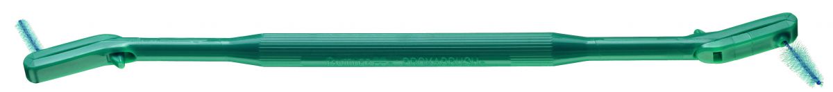 Grüner ergonomischer Kunststoffhalter mit zwei Interdentalbürsten für Zahnzwischenräume.