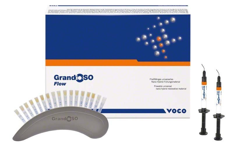 GrandioSO Flow Spritzen mit Verpackung und Farbmusterkarte von Voco.
