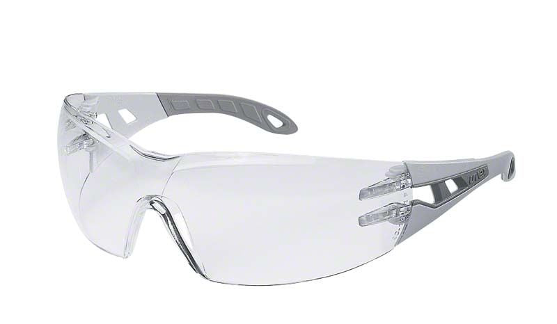 Trendige Uvex iSpec Pure Fit Schutzbrille mit klarem Glas und grauen Bügeln.