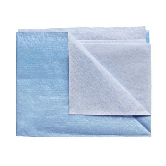 Blaue, sterile Unterlage aus dem Katheterlegeset Comfort Plus.