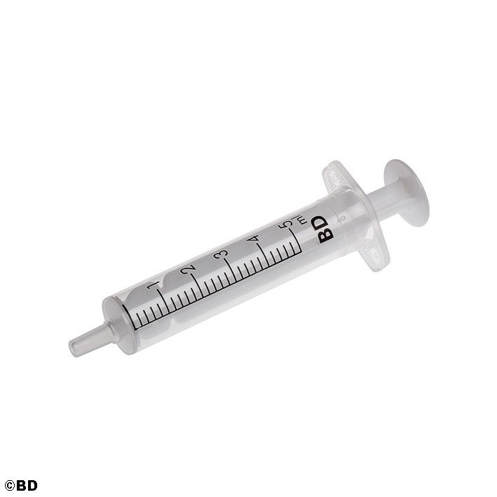 BD Discardit II Einmalspritze, 5 ml mit Luer Ansatz, transparent.