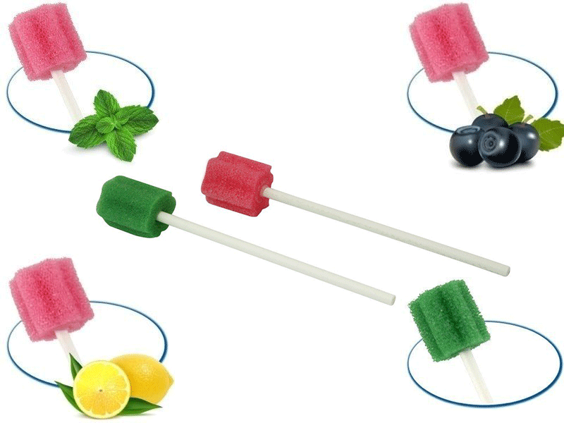 Mundpflegestäbchen mit Schaumstoffkopf in verschiedenen Geschmacksrichtungen.