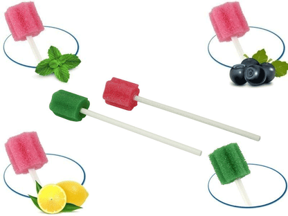 Mundpflegestäbchen mit Schaumstoffkopf in verschiedenen Geschmacksrichtungen.