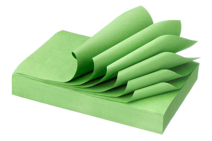 Grünes Norm Traypapier aus Zellstoff, gestapeltes Format 18 x 28 cm.