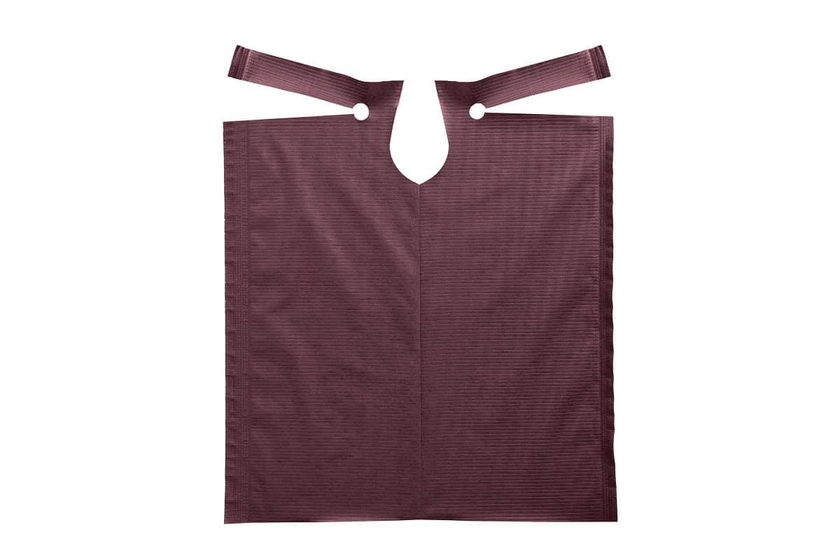 Patientenumhang aus Polyethylen in Dunkelrot mit Halsausschnitt und Verschlussband.