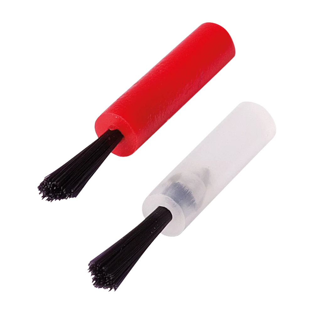 Mittlere Pinseleinsätze zum Applizieren von Gels und Flüssigkeiten.