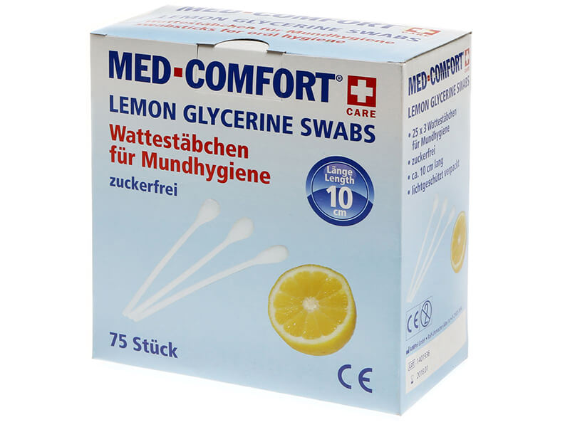 Wattestäbchen für Mundhygiene in Verpackung mit Zitronenmotiv.